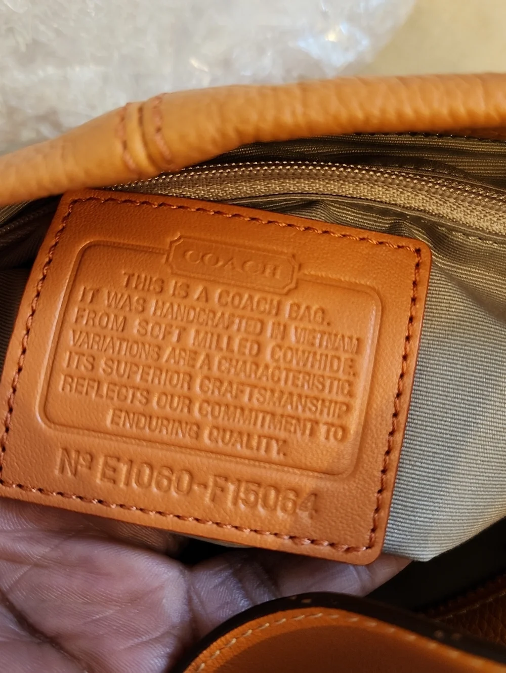Coach Leather Covertible Duffle Bag In Tangerine NWT $358 Has Some Small Marks